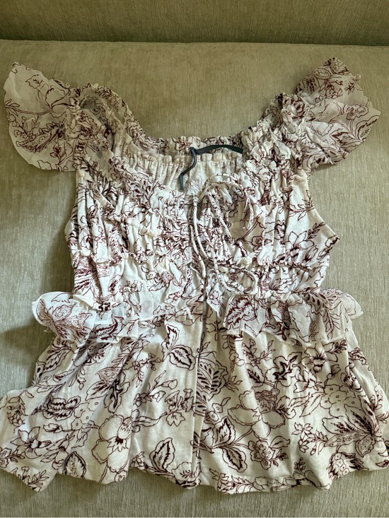 Anthropologie Tops - Anthropologie Cream Floral Off-Shoulder Peplum Top